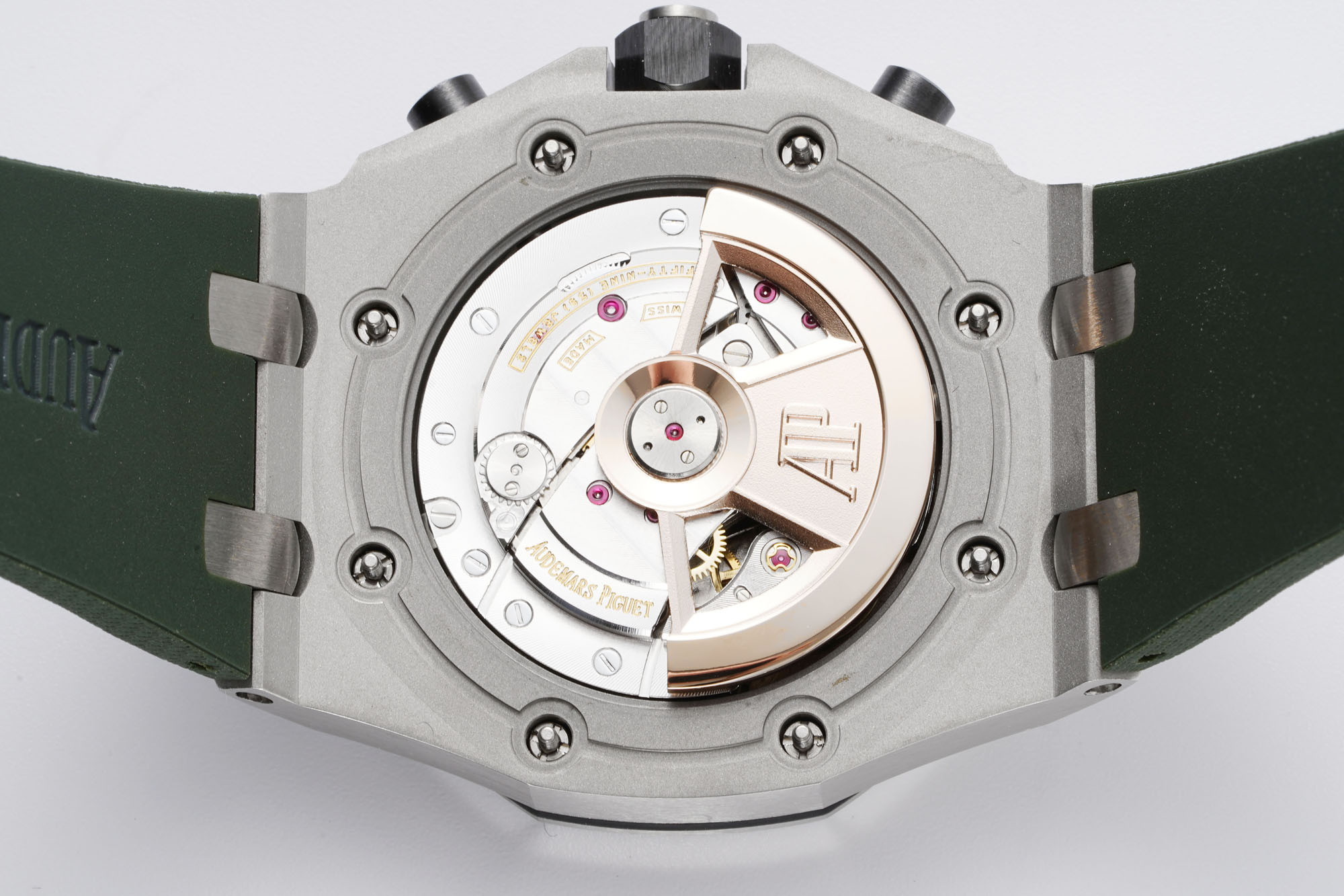 Royal Oak Offshore 42 mm, Green Ref. 26238TI.OO.A056CA.01
