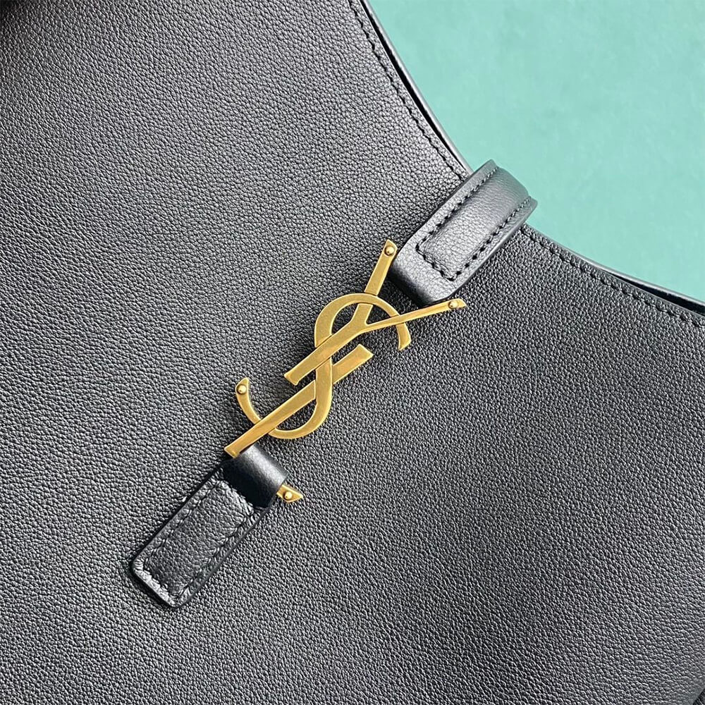 YSL LE 5 à 7 SOFT SMALL IN SMOOTH LEATHER