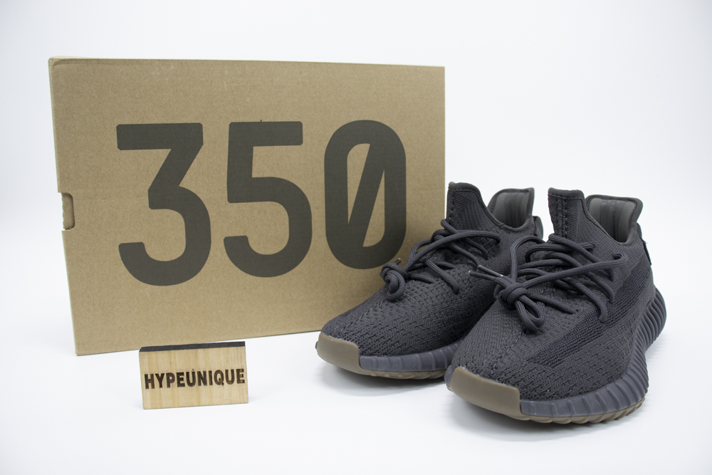 YEEZY 350 V2 “CINDER”