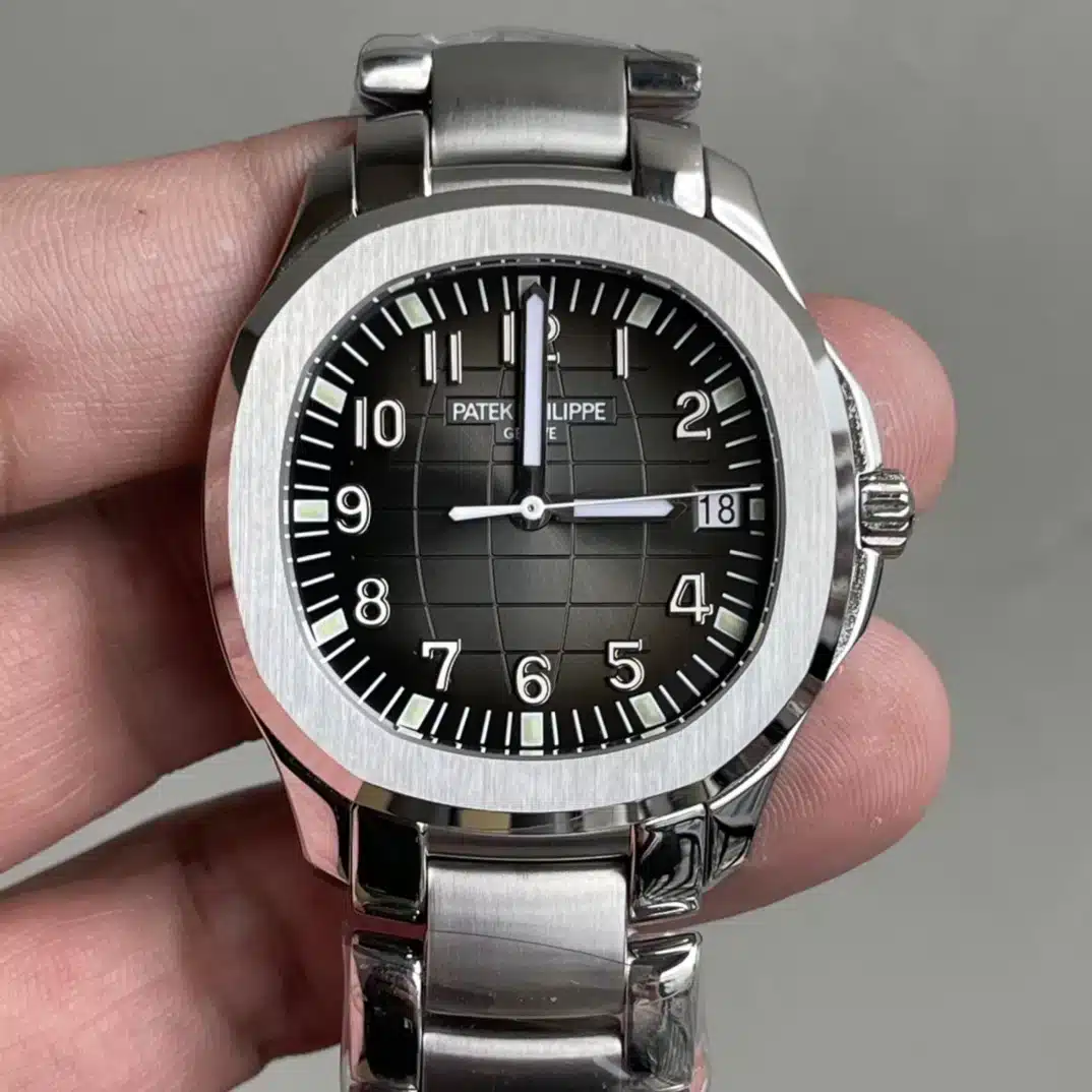 Aquanaut 5167/1A-001 Date, Sweep seconds 40.8 mm,Stainless steel