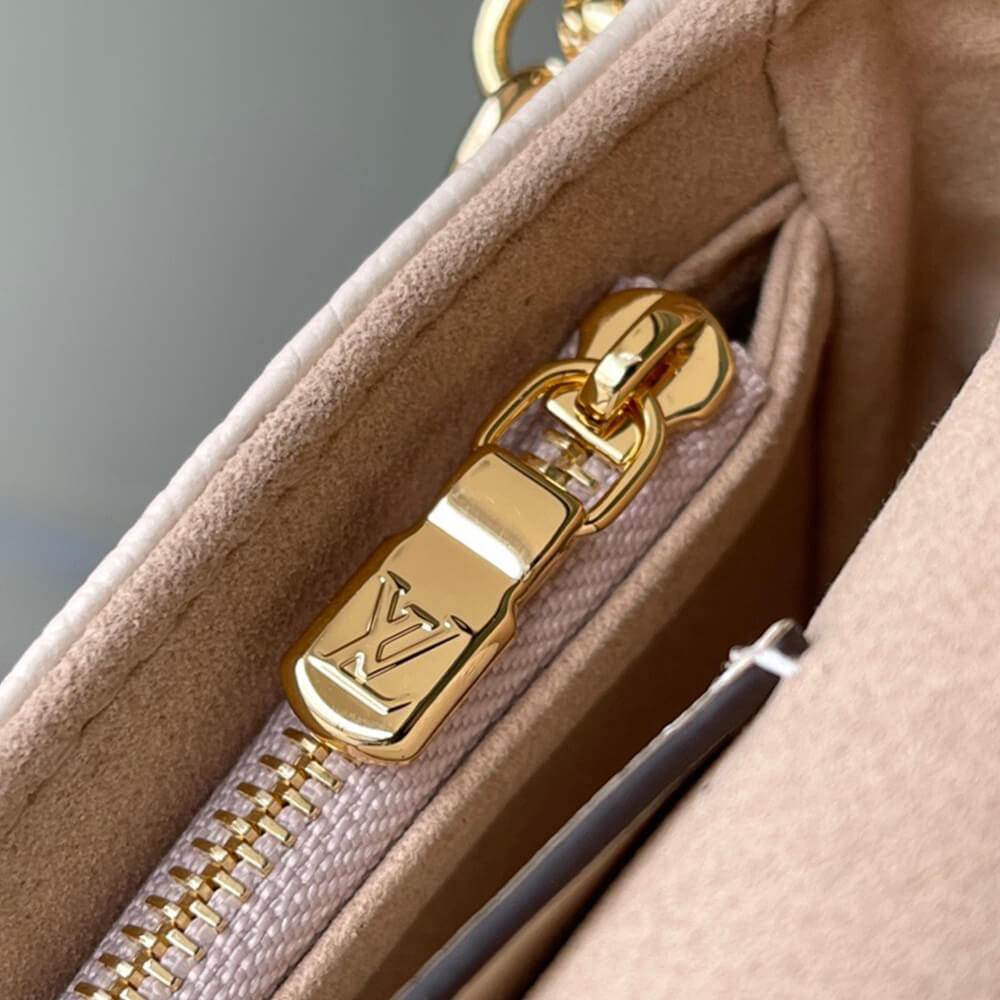 Louis Vuitton Wallet on Chain Ivy