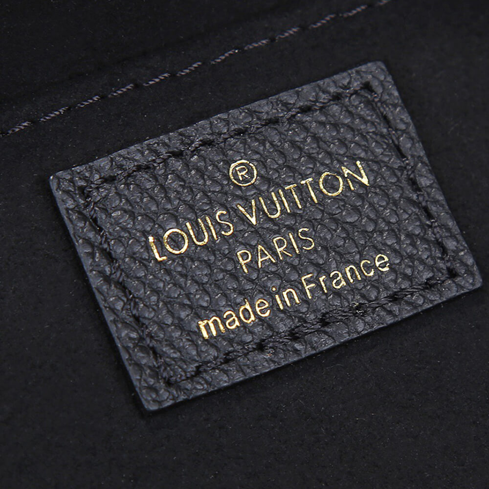 Louis Vuitton PETIT SAC PLAT