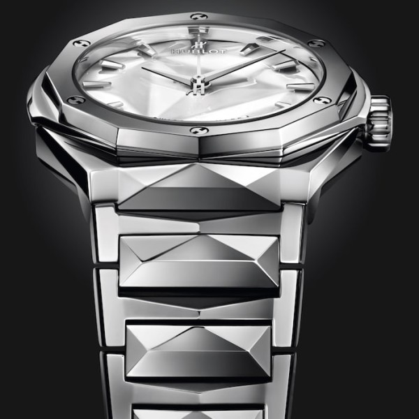 Classic Fusion Men Automatic White Titanium Watch 550.NS.2200.NS.ORL22