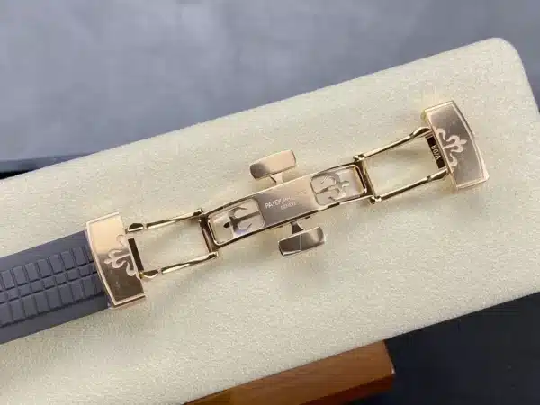 Aquanaut 5167R-001 Date, Sweep seconds 40.8 mm,Rose gold