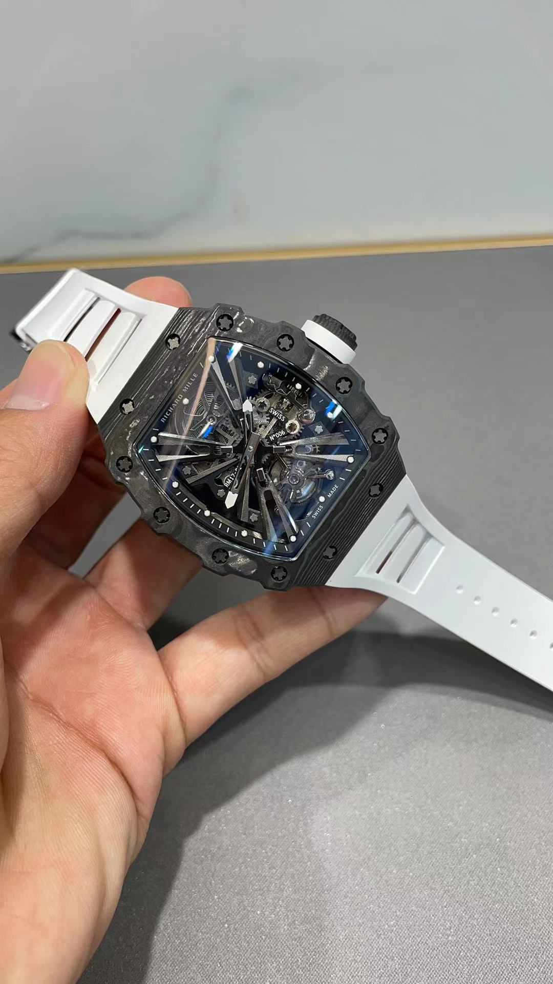 Watch 10