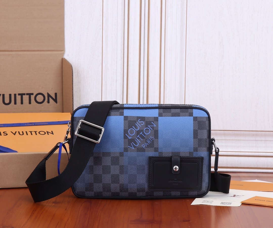 Original  Louis Vuitton N40408  Alpha Messenger Blue Damier Graphite Giant Coated Canvas