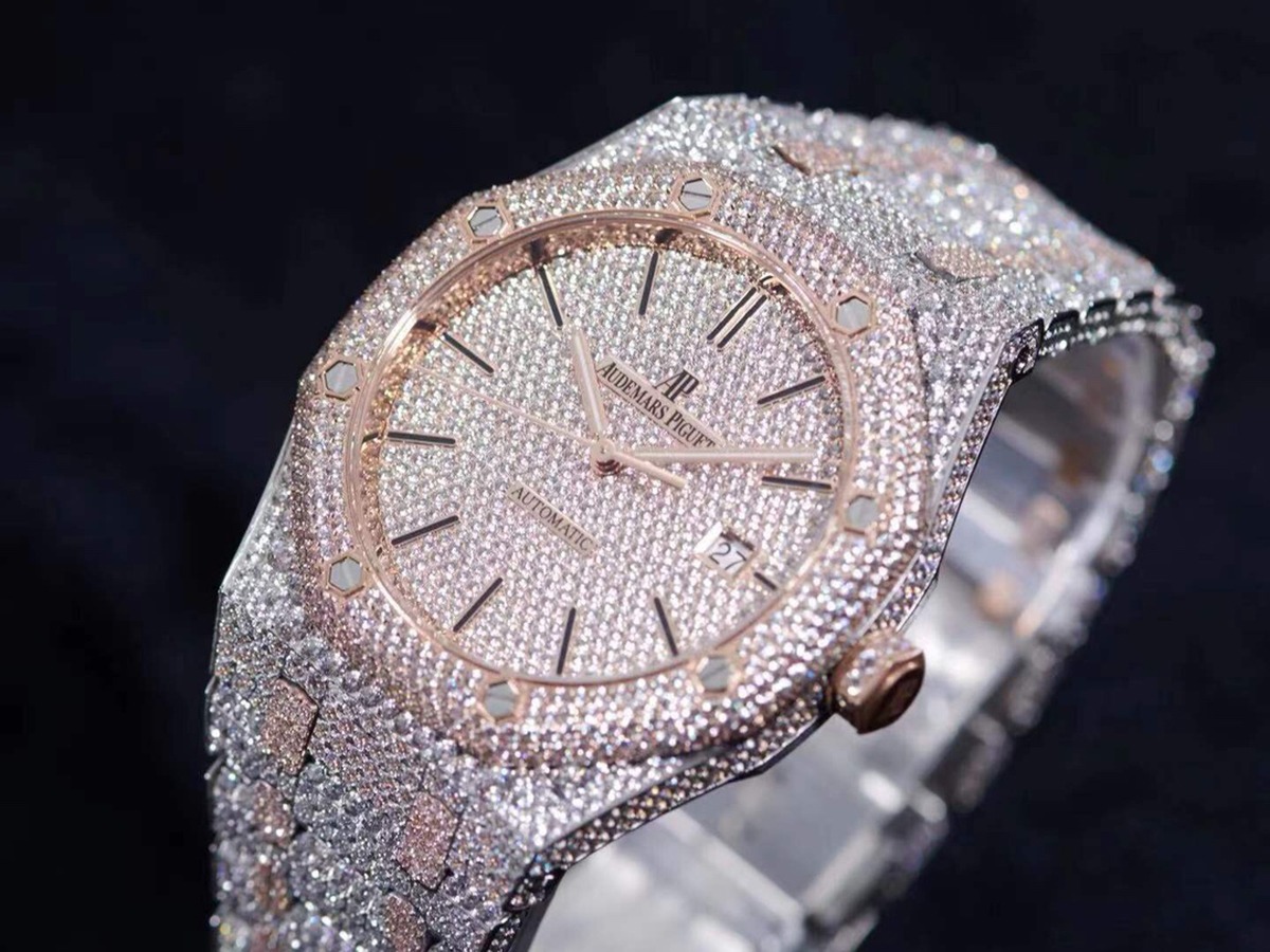 Royal Oak Selfwinding 41 mm, Steel/Rose Gold, Gem Set Ref. 15400SR.OO.1220SR.01