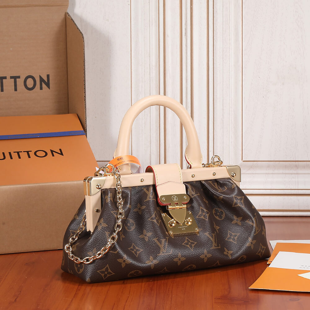 Louis Vuitton Monogram Clutch