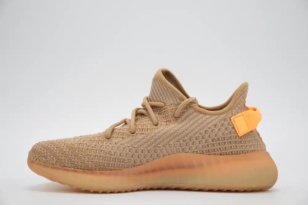 YEEZY 350 V2 CLAY REFLECTIVE