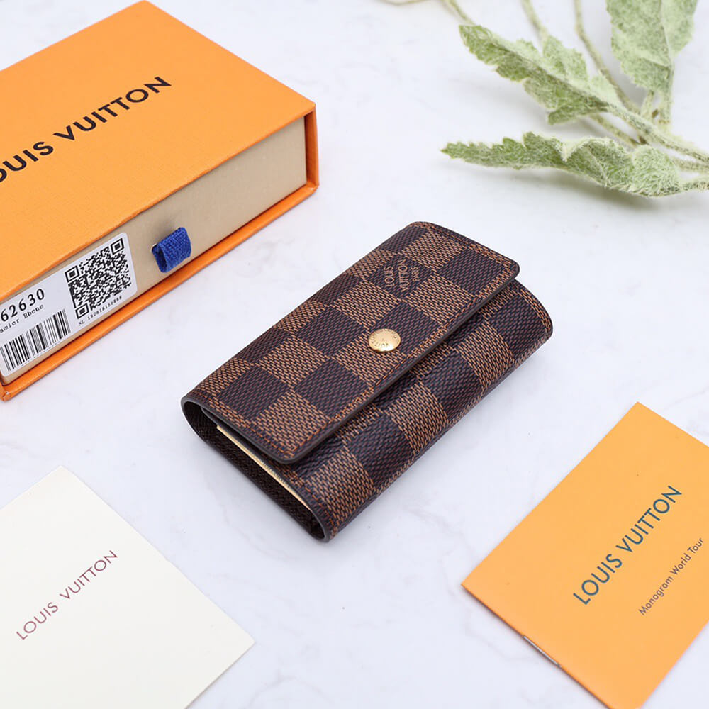 Louis Vuitton 6 Key Holder