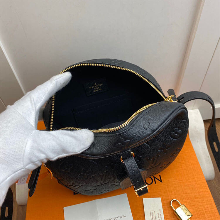 Louis Vuitton Boite Chapeau Souple MM Handbag