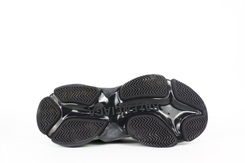 BALENCIAGA TRIPLE S SNEAKER BLACK GREEN