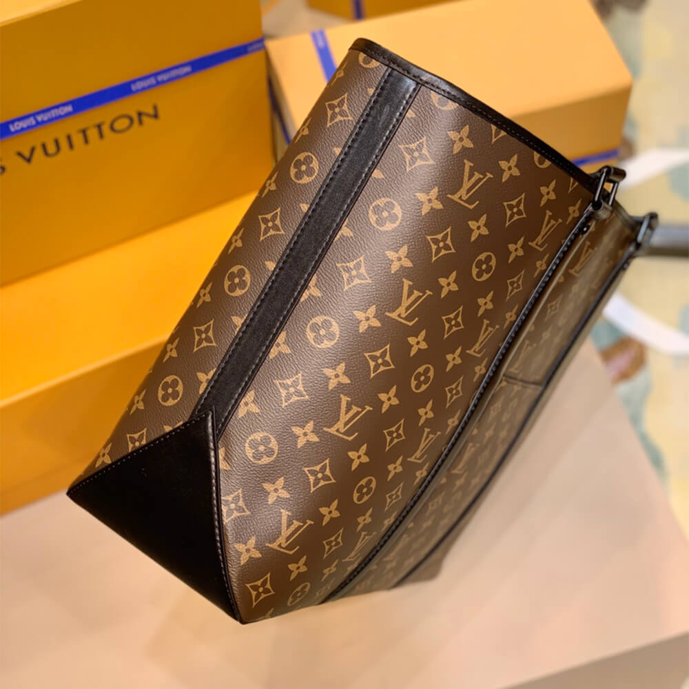 Louis Vuitton WEEK-END TOTE GM