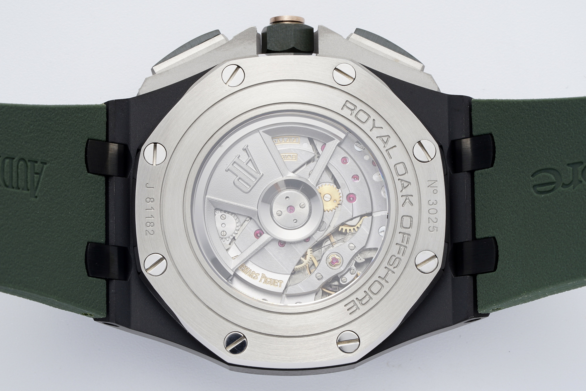 Royal Oak Offshore 44 mm, Green Ref. 26405CE.OO.A056CA.01
