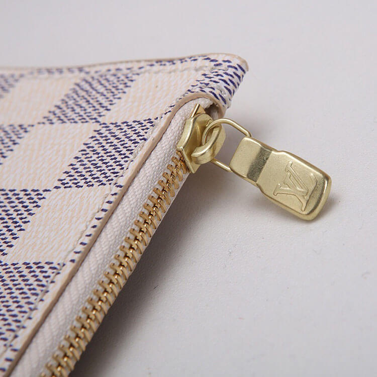 Louis Vuitton Neverfull MM Tote