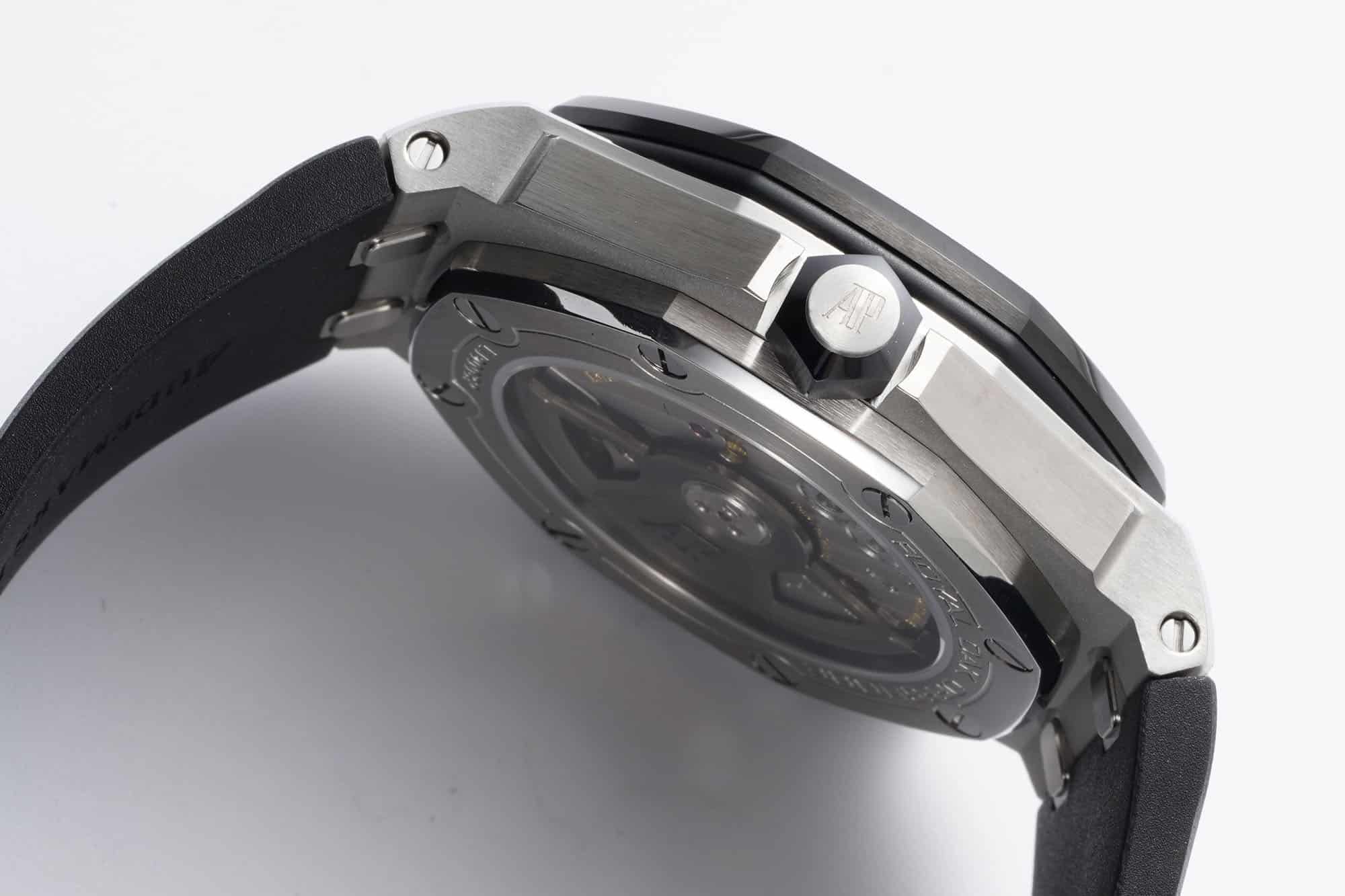 Royal Oak Offshore Diver 42 mm, Black Ref. 15720CN.OO.A002CA.01