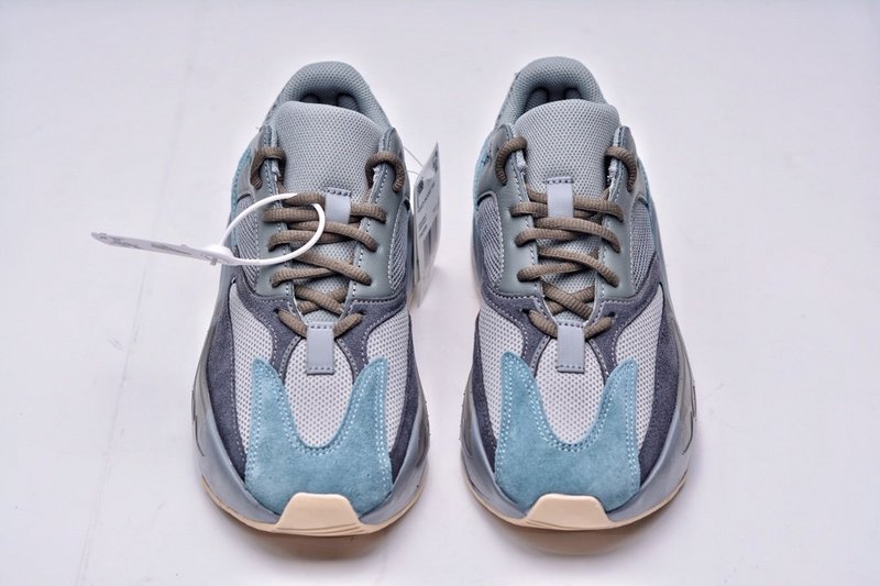 YEEZY 700 RUNNER “TEAL BLUE”