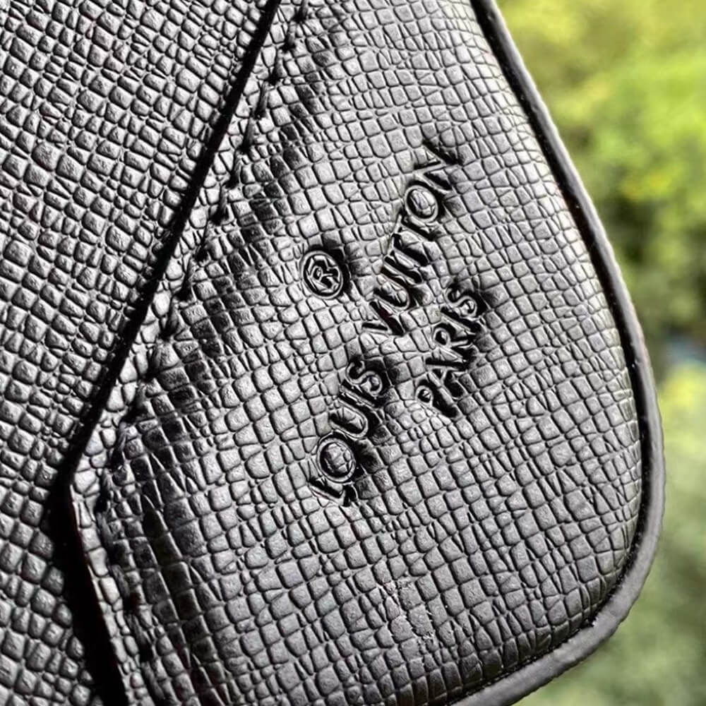 Louis Vuitton BRIEFCASE BACKPACK