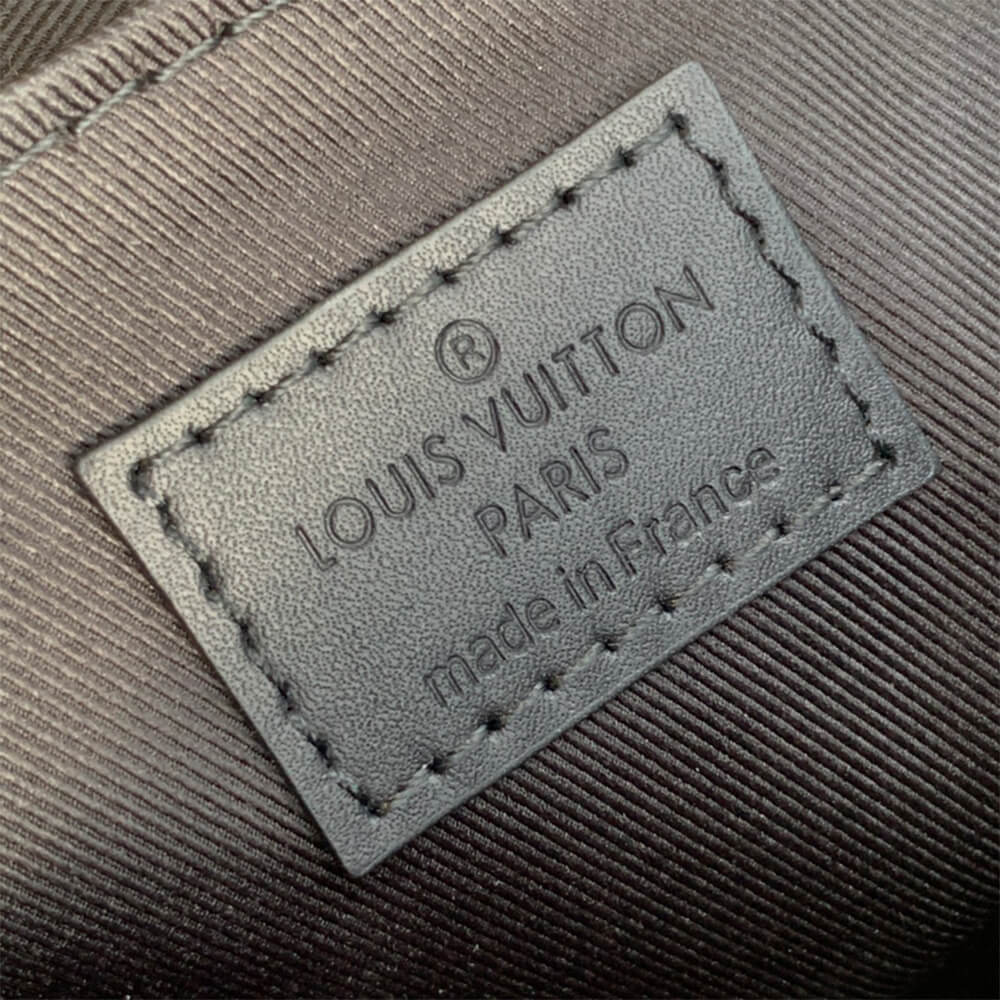 Louis Vuitton TRUNK SLINGBAG