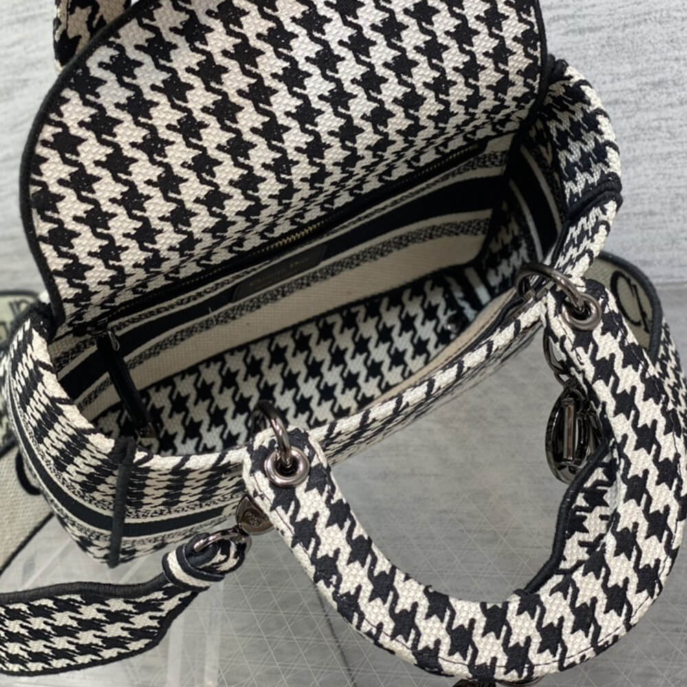 Dior MEDIUM LADY D-LITE BAG