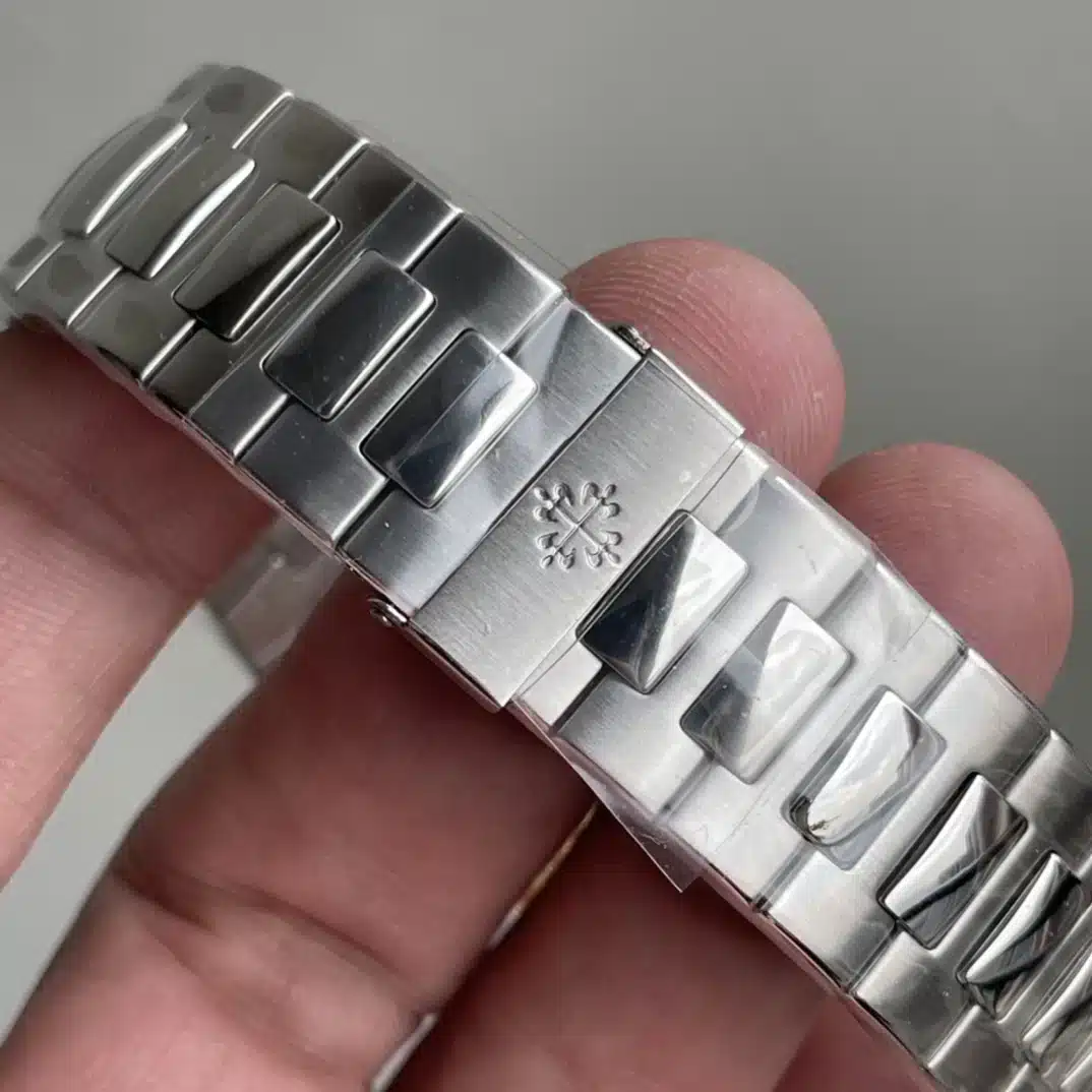 Nautilus 5711/1A-010  40 mm, Stainless Steel