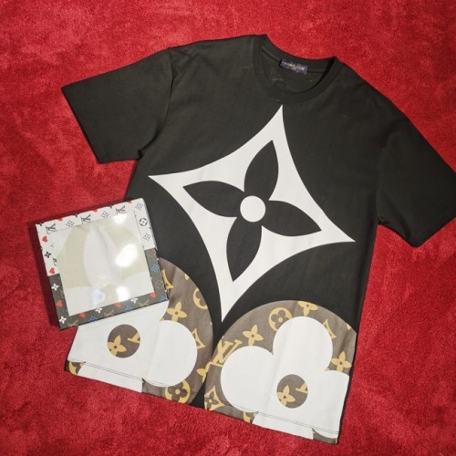 Louis Vuitton Monogram printed T-shirt black