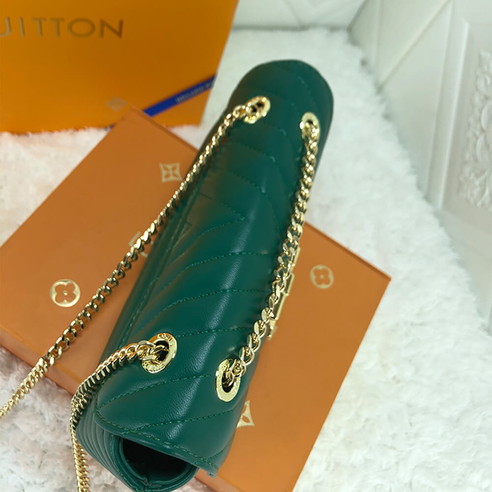 Louis Vuitton NEW WAVE CHAIN BAG