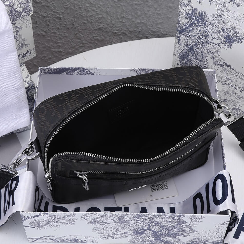 Dior DIOR SAFARI MESSENGER BAG
