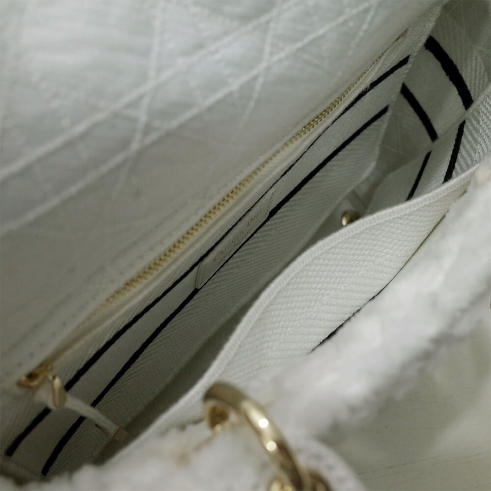 Dior MEDIUM LADY D-LITE BAG