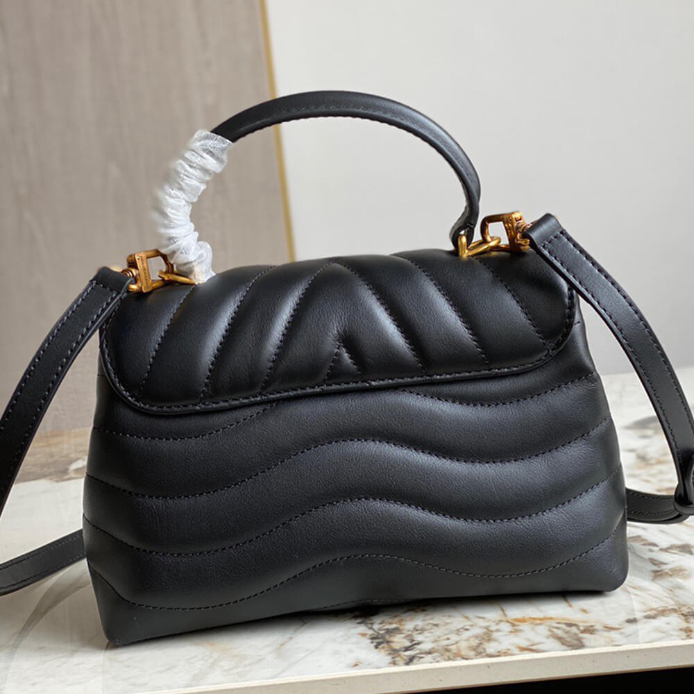 Louis Vuitton Hold Me