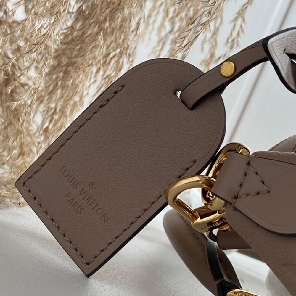 Louis Vuitton TOTE MM HANDBAG