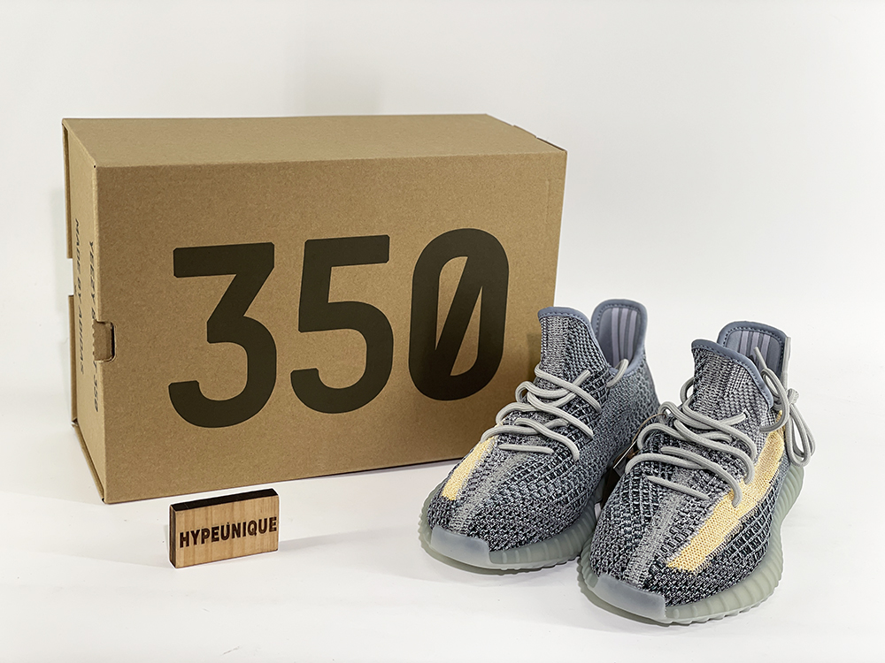 Yeezy 350 V2 Ash Blue
