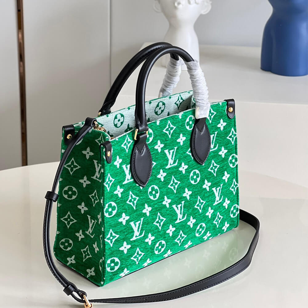 Louis Vuitton OnTheGo PM