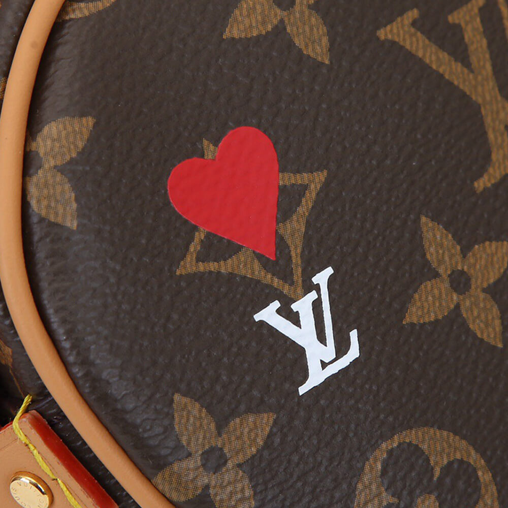 Louis Vuitton Game On Coeur