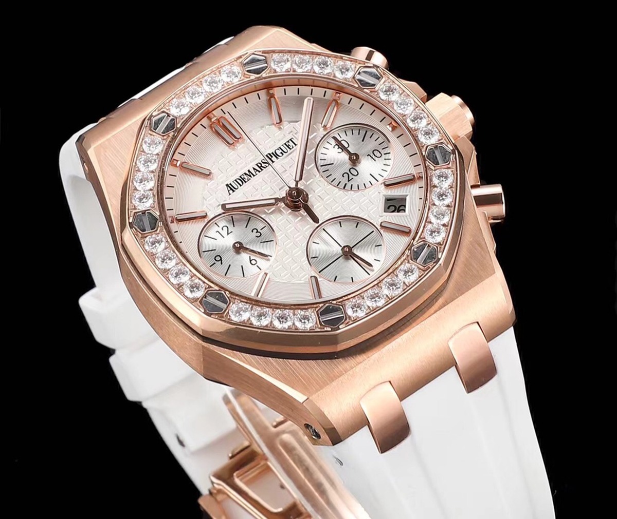 Royal Oak Offshore Chronograph 37 mm, White/Rose Gold Ref. 26231OR.ZZ.D010CA.01