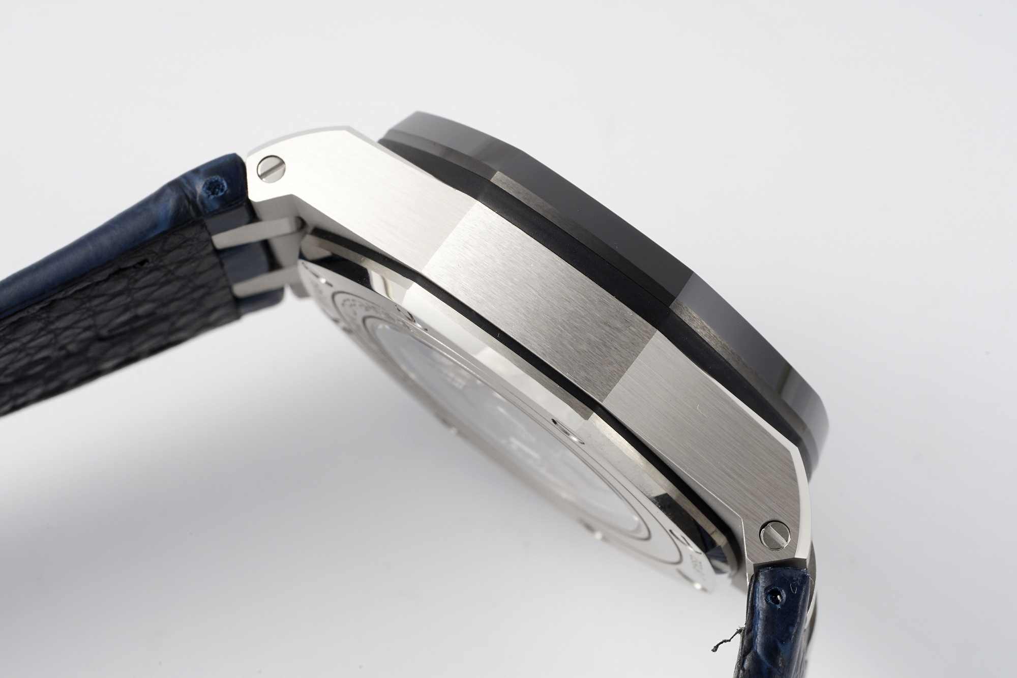 Royal Oak Offshore 44 mm, Blue Ref. 26401PO.OO.A018CR.01