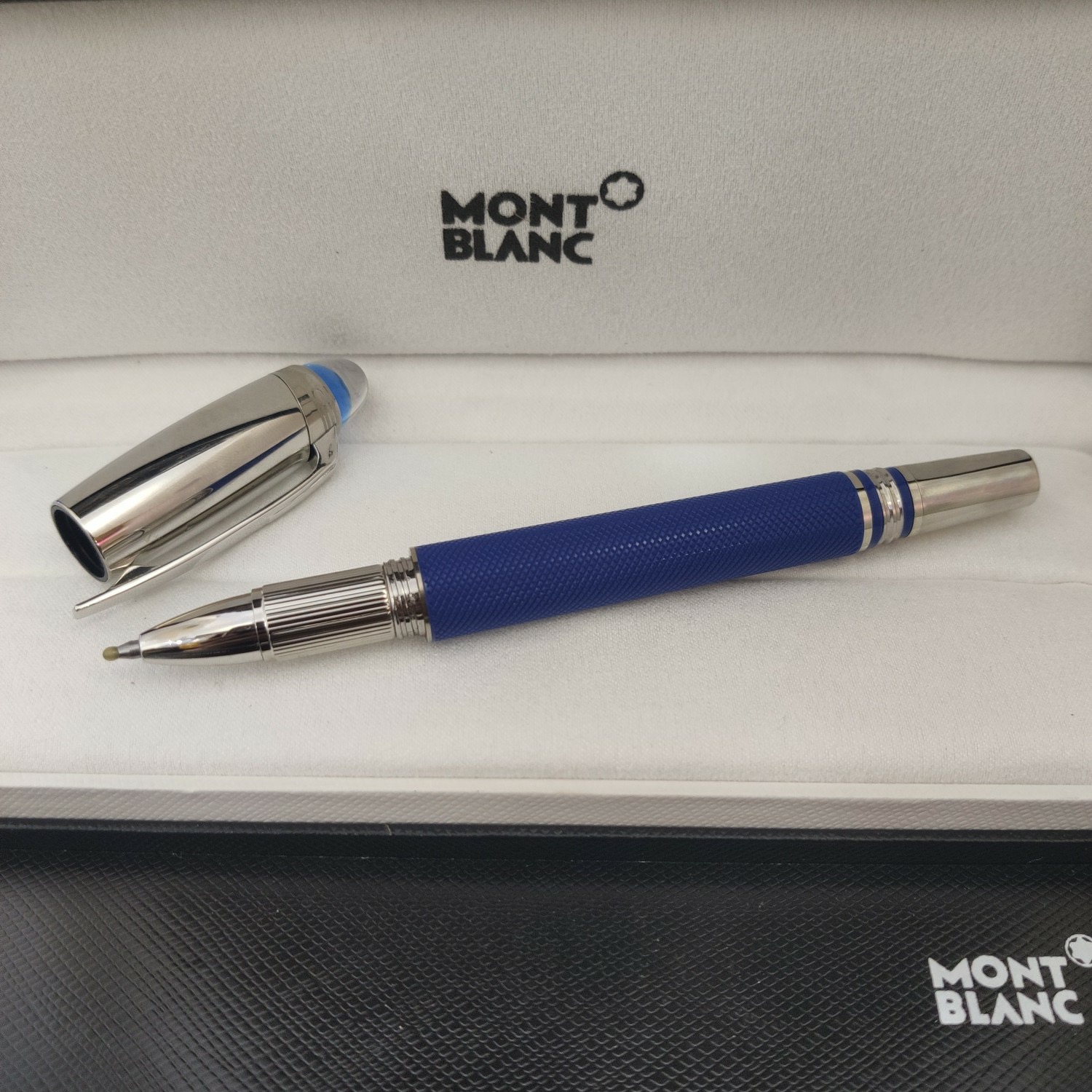 Pens16