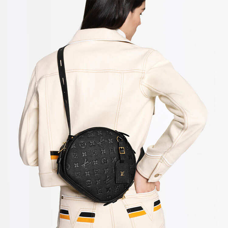 Louis Vuitton Boite Chapeau Souple MM Handbag