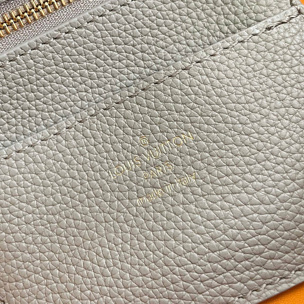 Louis Vuitton PONT 9 SOFT PM