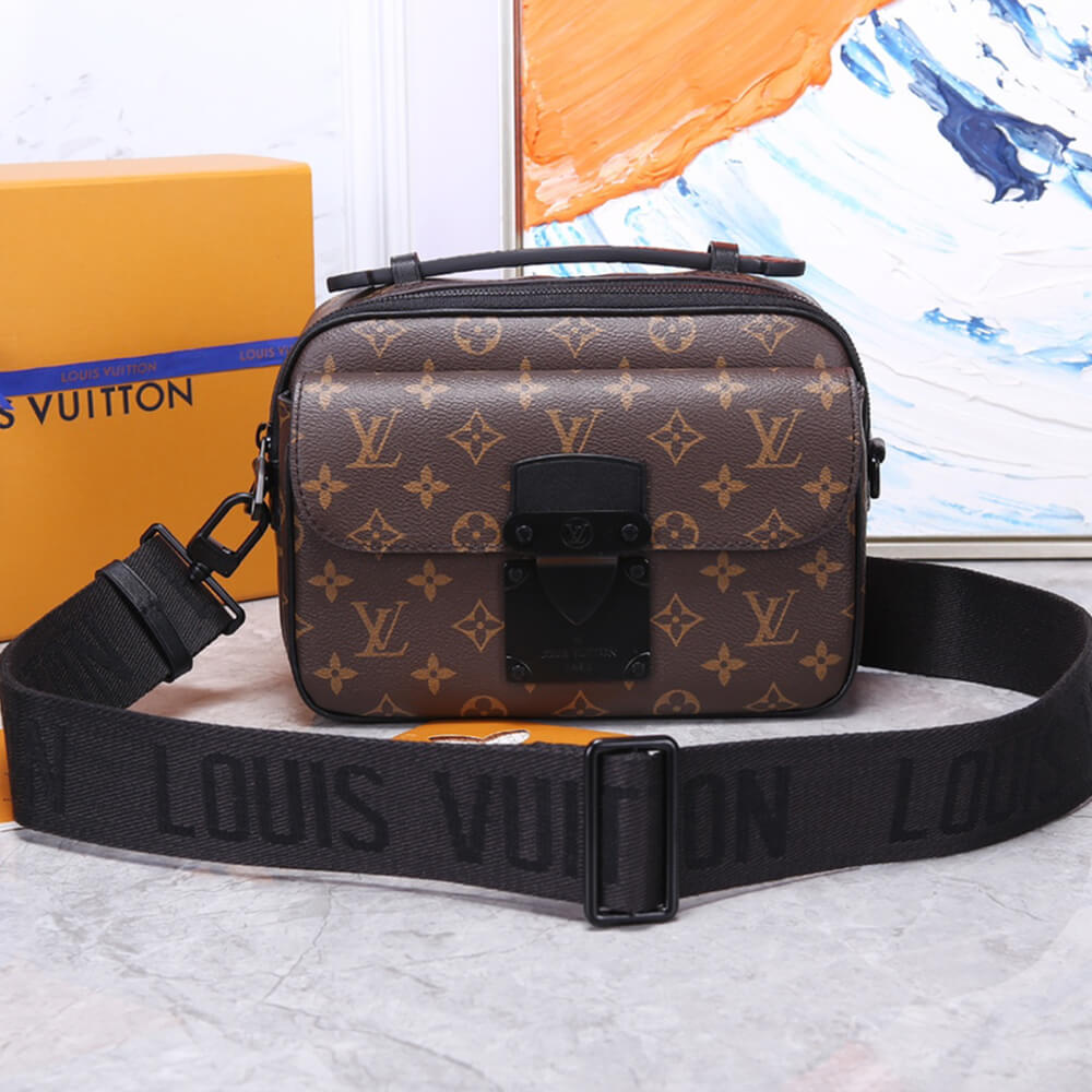 Louis Vuitton S LOCK MESSENGER