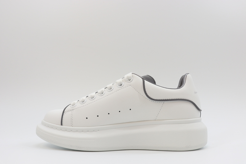 ALEXANDER MCQUEEN LEATHER PLATFORM TRAINERS SNEAKERS GRAY-WHITE