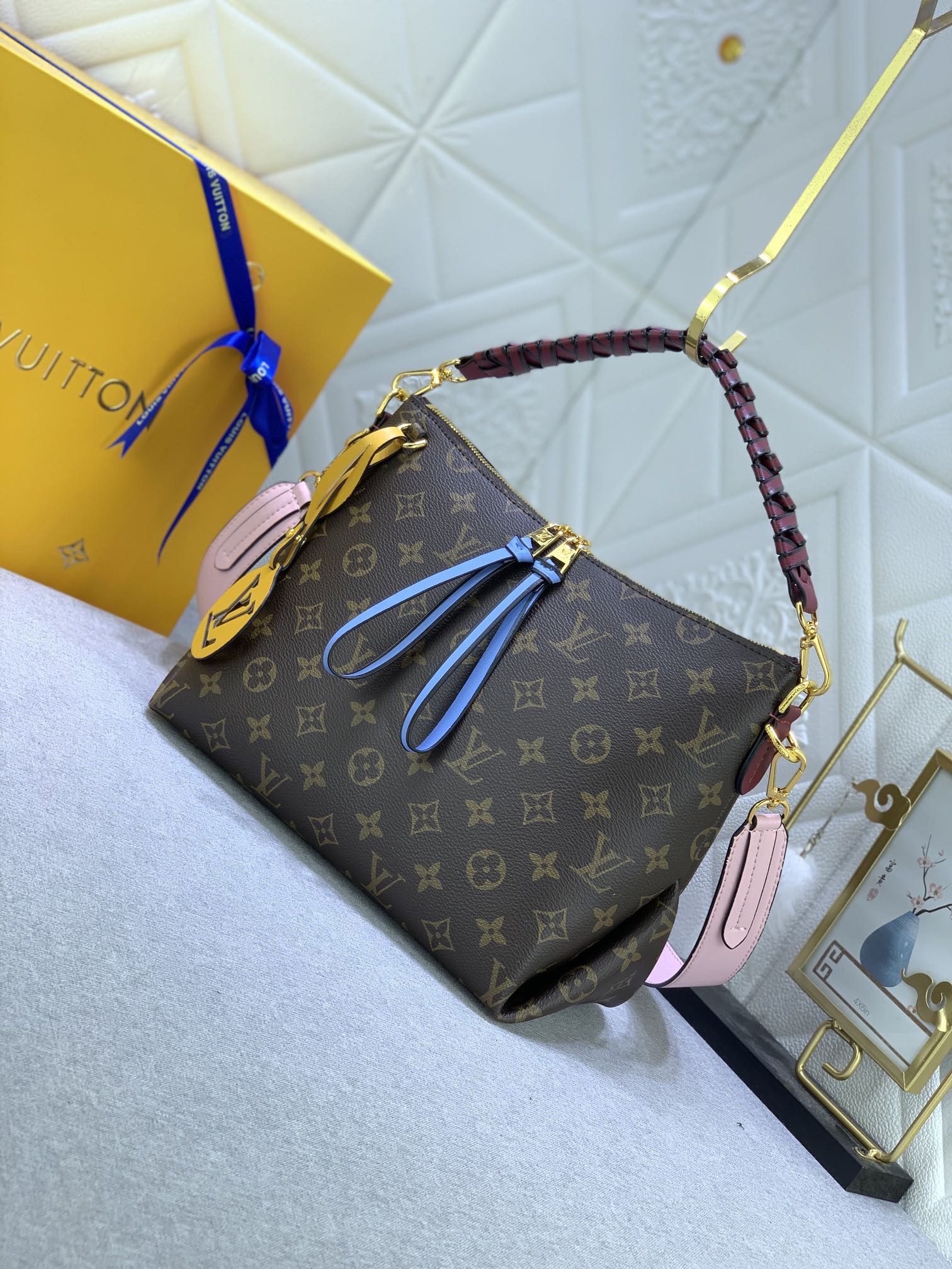 Louis Vuitton BEAUBOURG HOBO Mini