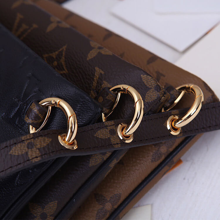 Louis Vuitton Louis Vuitton3 Pouch