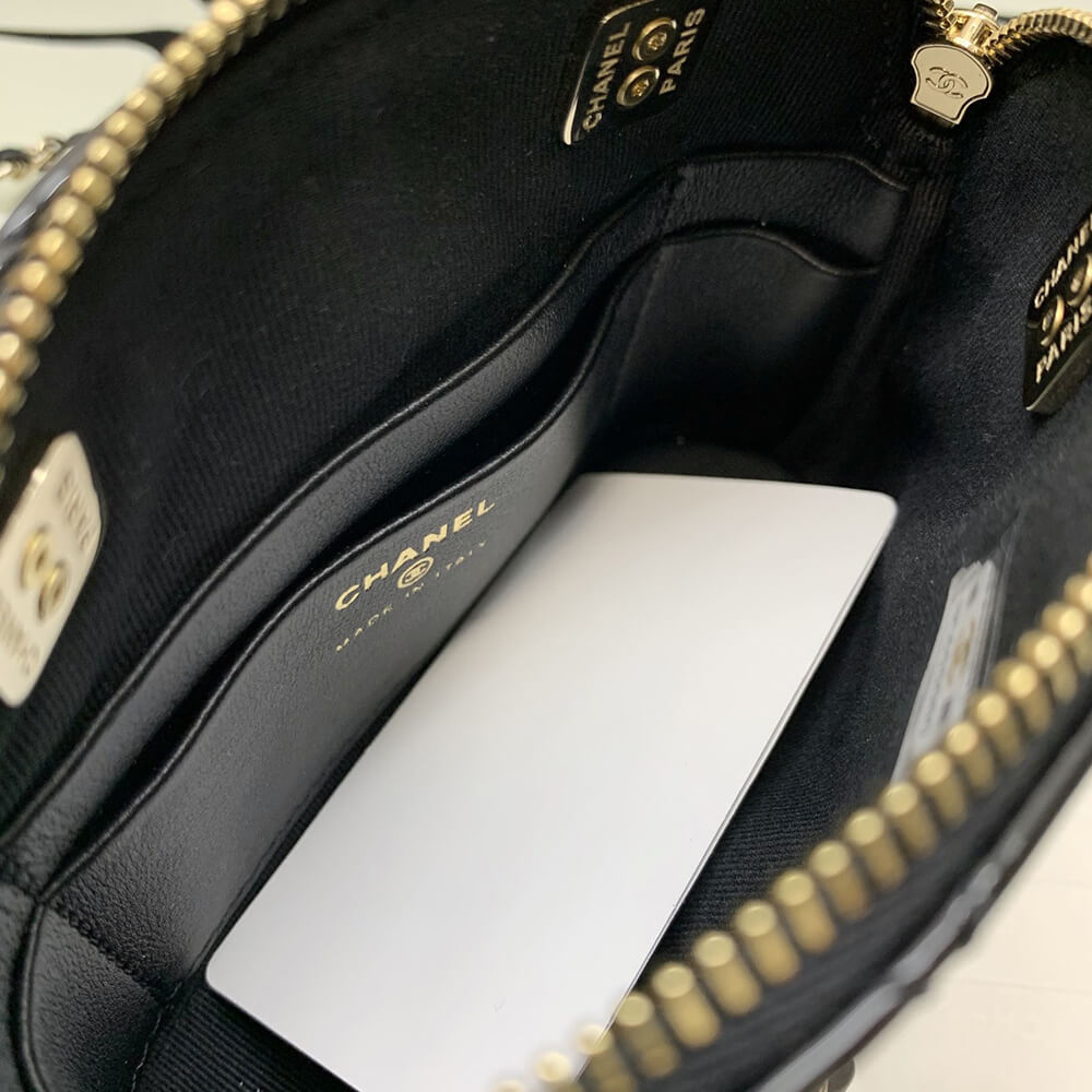 Chanel SMALL SHOPPING BAG