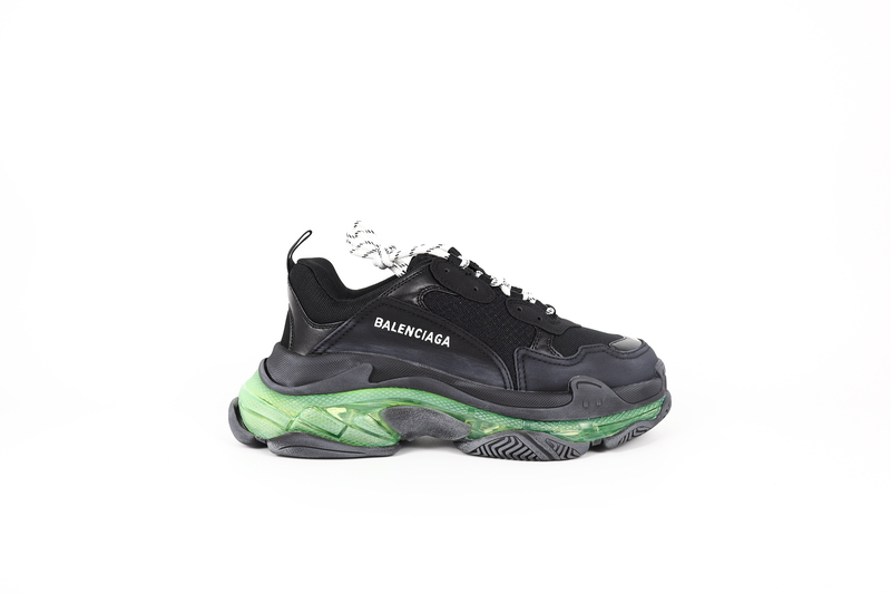 BALENCIAGA TRIPLE S SNEAKER BLACK GREEN