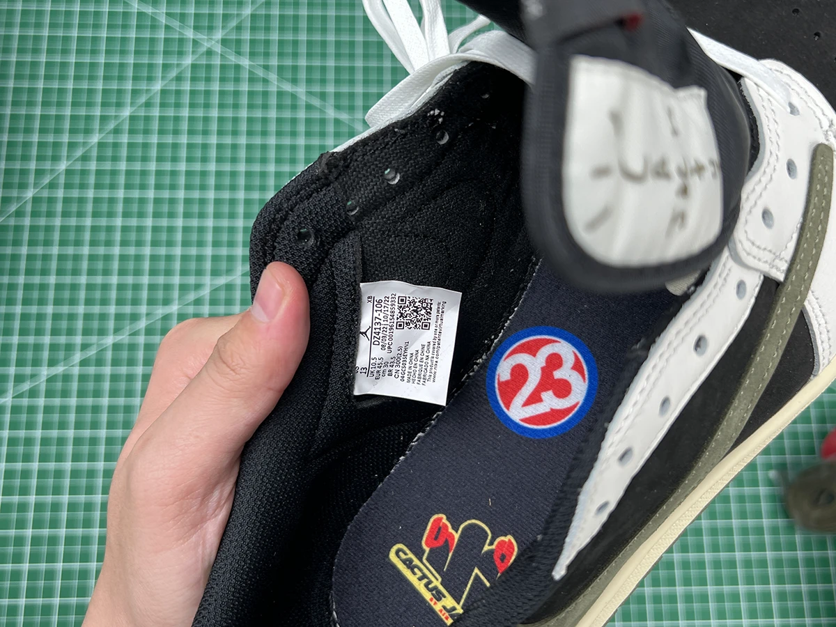 Travis Scott Air Jordan 1 Low OG “Olive” Quality Reps