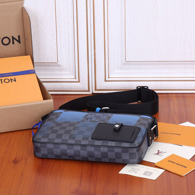 Louis Vuitton Alpha Messenger