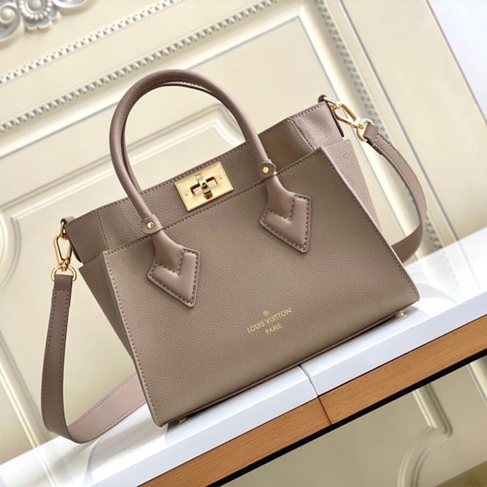 Louis Vuitton ON MY SIDE PM