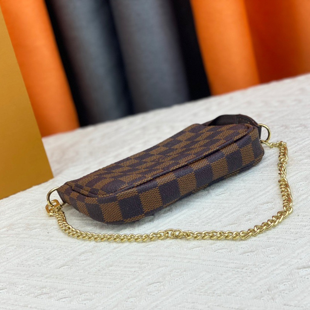 Louis Vuitton MINI POCHETTE ACCESSOIRES