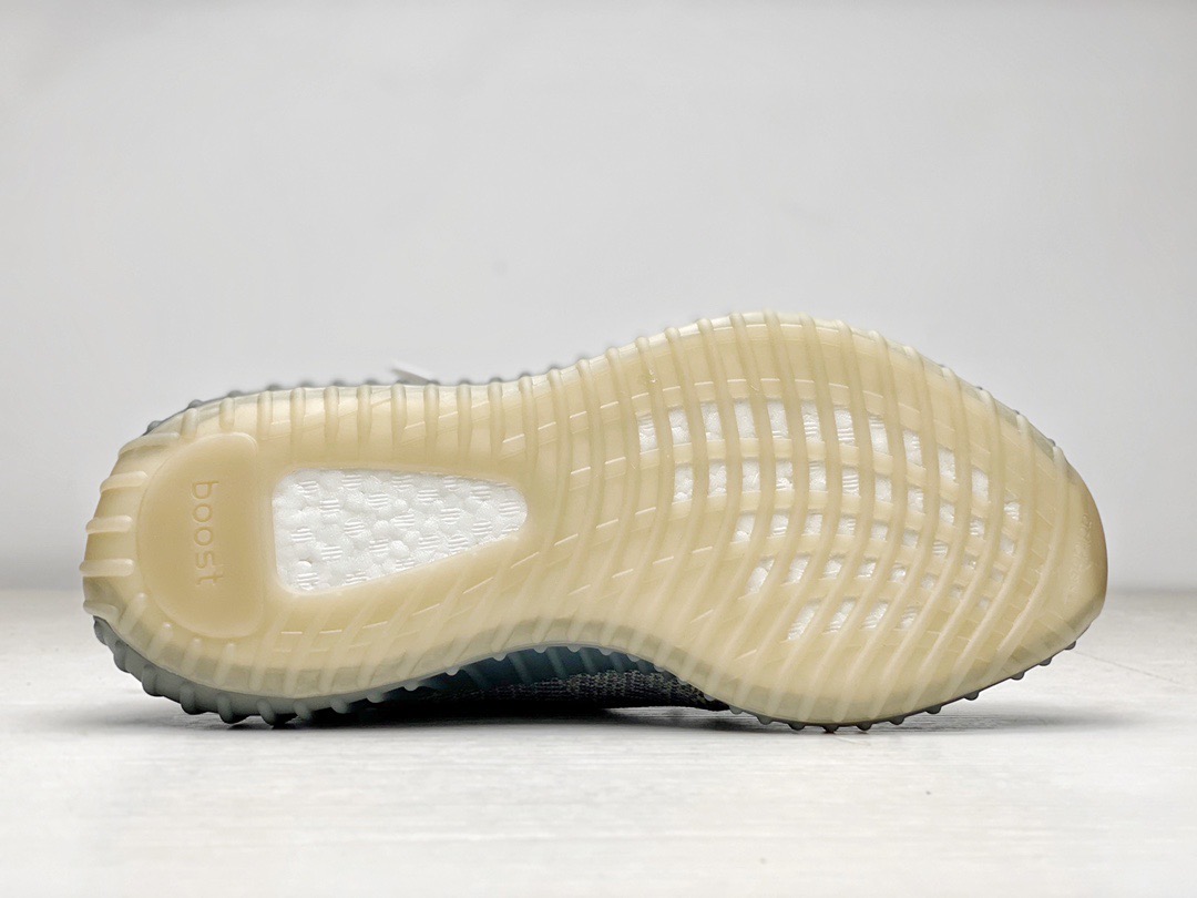 YEEZY 350 V2 ‘ISRAFIL’